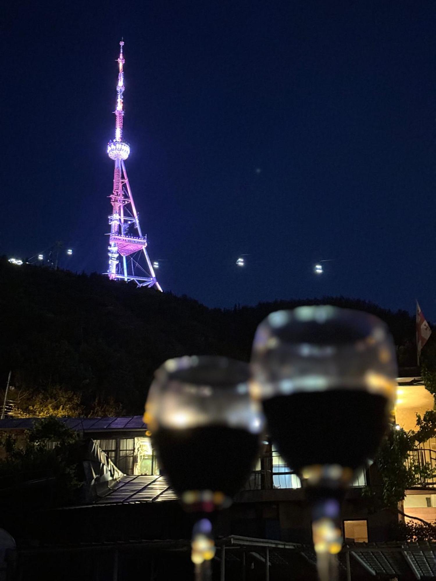Brothers Apartments With Terrace In Old 트빌리시 외부 사진